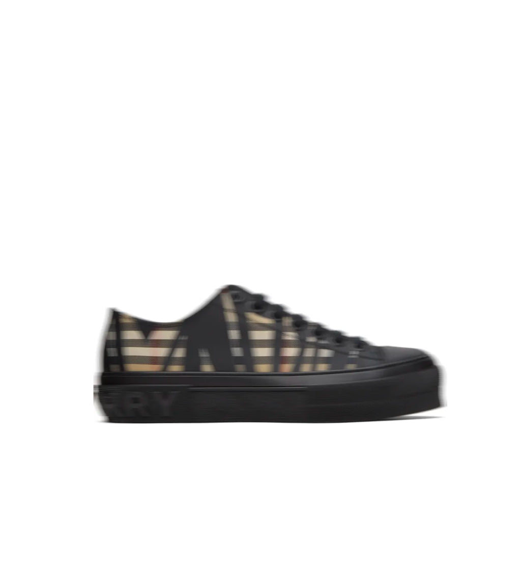 Burbrry canvas Black Shoes